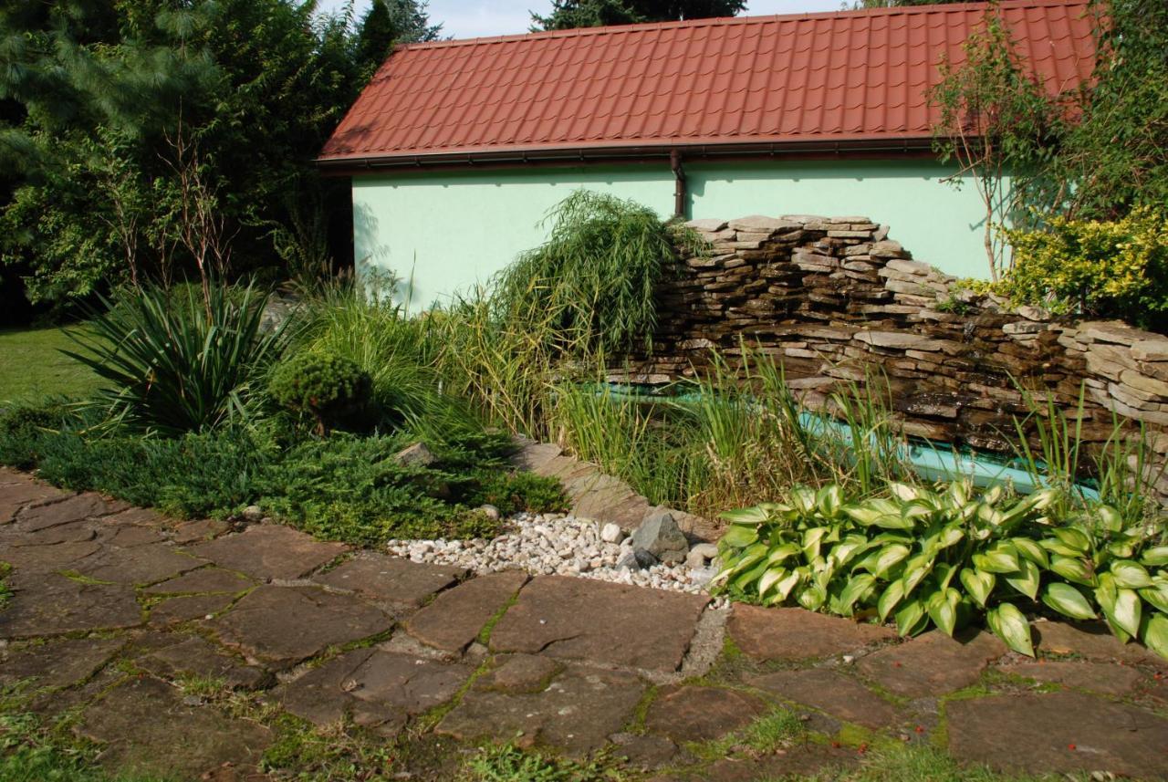 VillaRenoma Nadarzyn Exterior foto